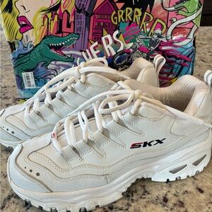 Women’s chunky White Sneakers